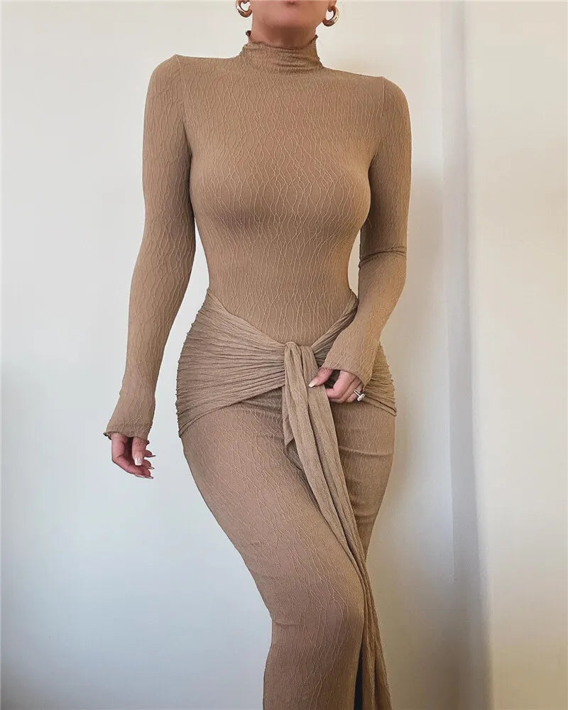 Maxi dress with ruching, tie decoration, and turtleneck collar - Halsey