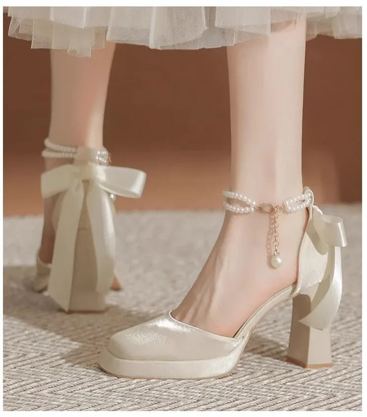 Velvet High Heels with Pearl and Bow Decoration - Vita