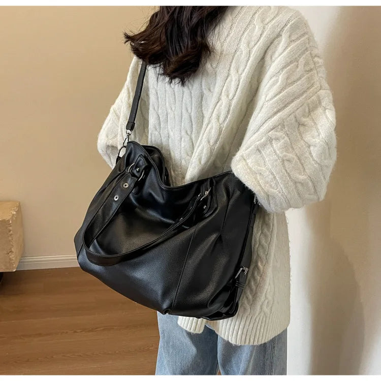 תיק דמוי עור בעיצוב רטרו