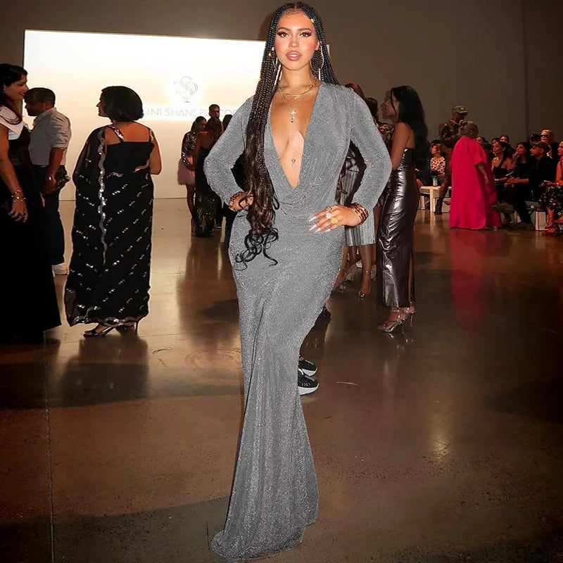Maxi evening dress with sequins and deep neckline - Laura