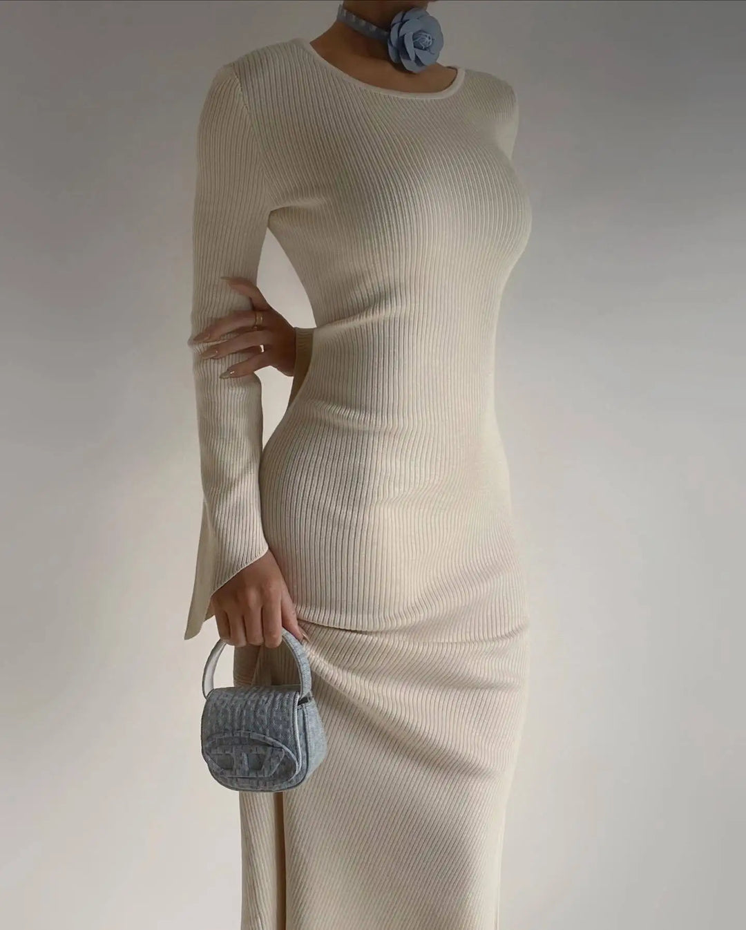 Maxi knitted dress with open back - Shariel