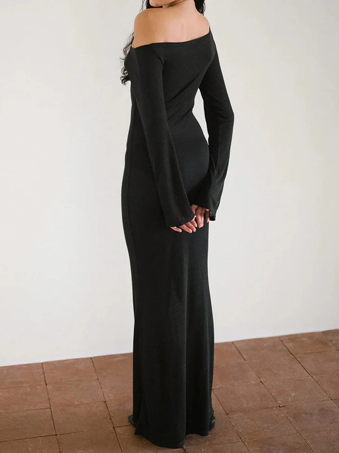 Maxi dress with off-shoulder design - Sap