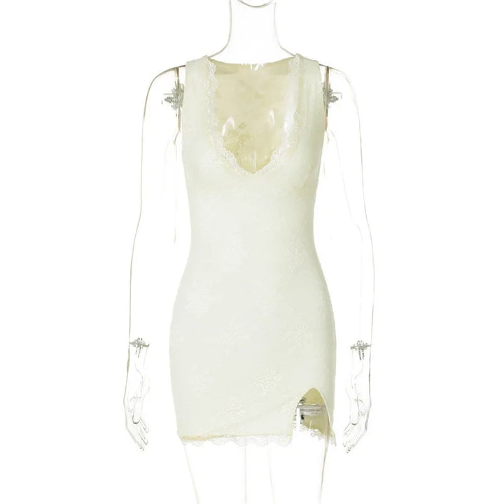 Fitted mini dress with lace, floral embroidery, and small slit - Neil