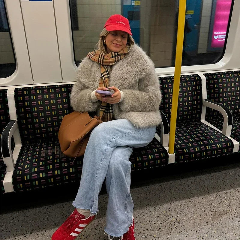 Fur Coat - Riri