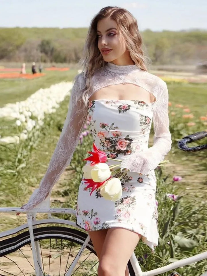 Floral mini dress with lace decoration - Sigal