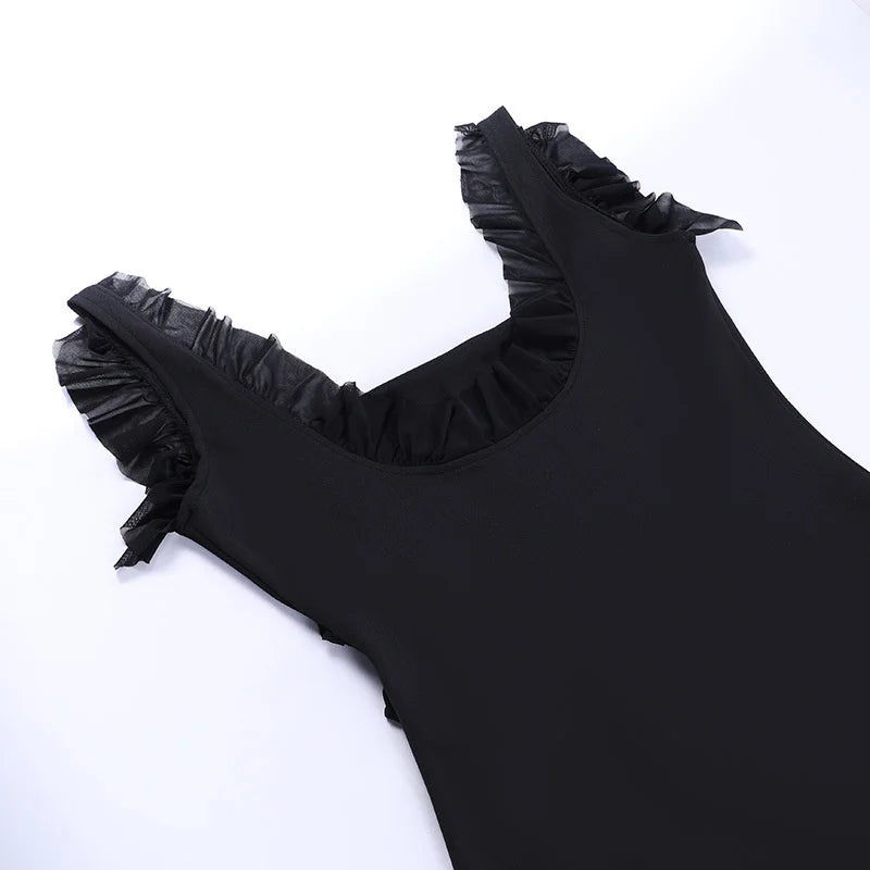 Maxi dress with ruffle decoration and slit design - Yahelia