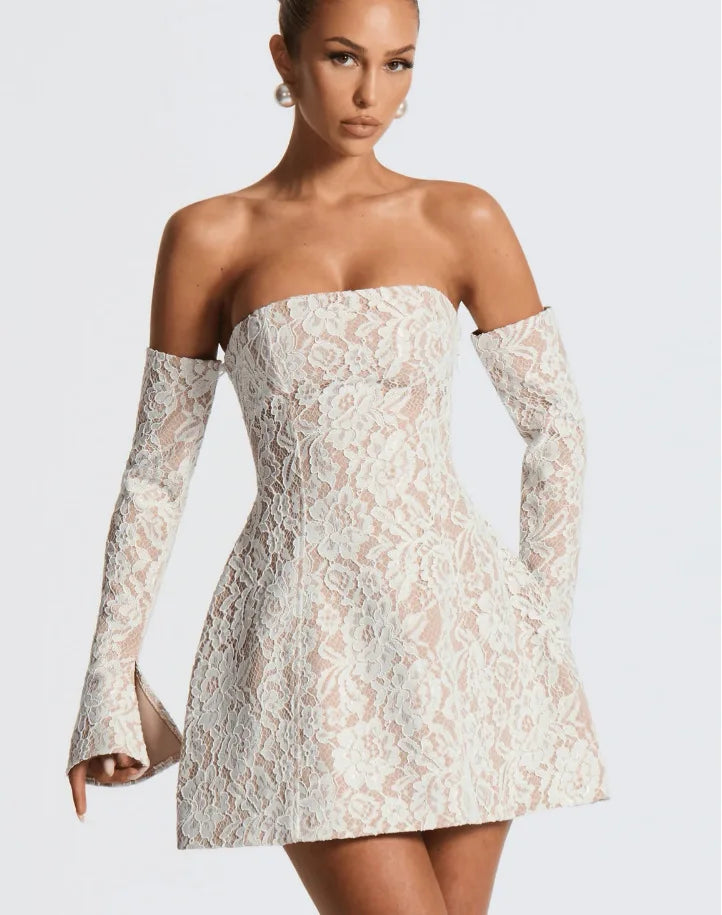 Lace mini dress in A-line cut with matching sleeve details - Ann