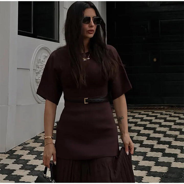 Maxi dress with pleated design - Nahora
