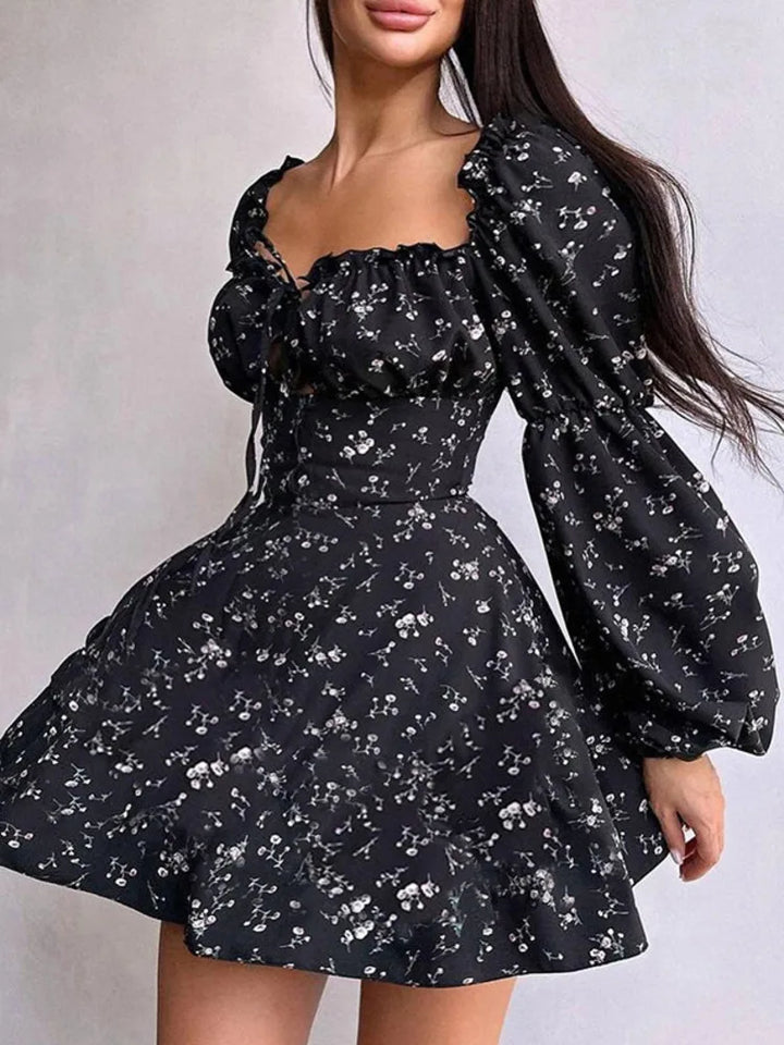 Floral ruffled mini dress with puff sleeves in a rustic style - Heidi