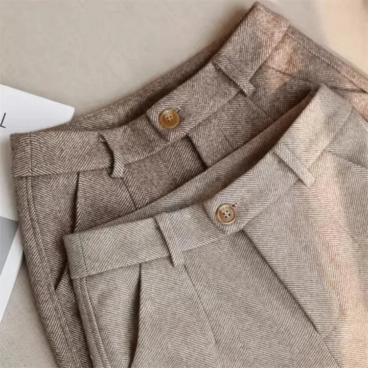 Wool pencil pants