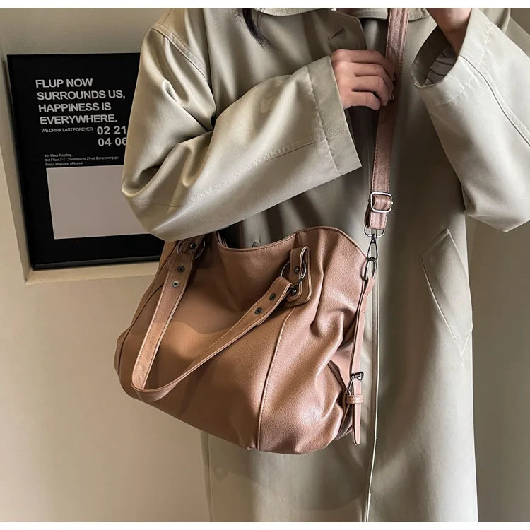 תיק דמוי עור בעיצוב רטרו