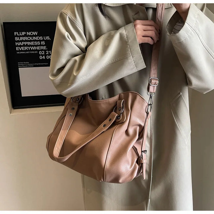 תיק דמוי עור בעיצוב רטרו