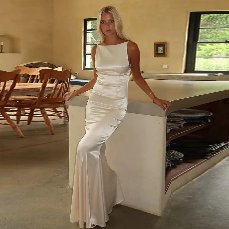 Maxi satin dress with open back - Rain