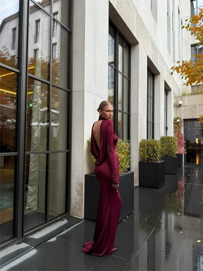 Elegant maxi dress with collar and open back - LARIAN