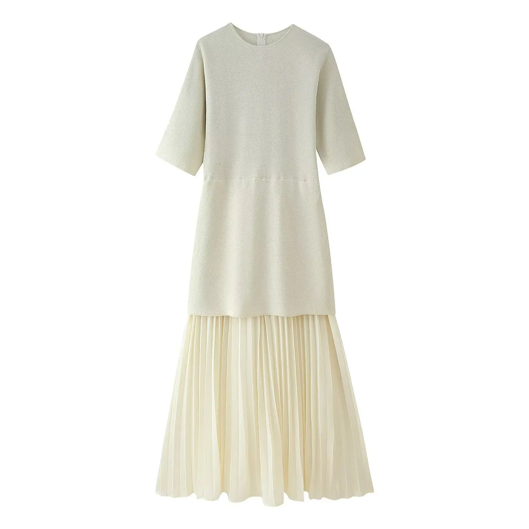Maxi dress with pleated design - Nahora