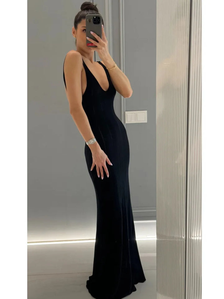 Knitted Maxi Dress with Open Back - Maliyah