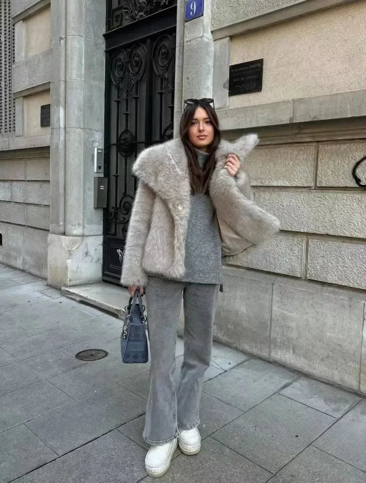 Fur Coat - Riri