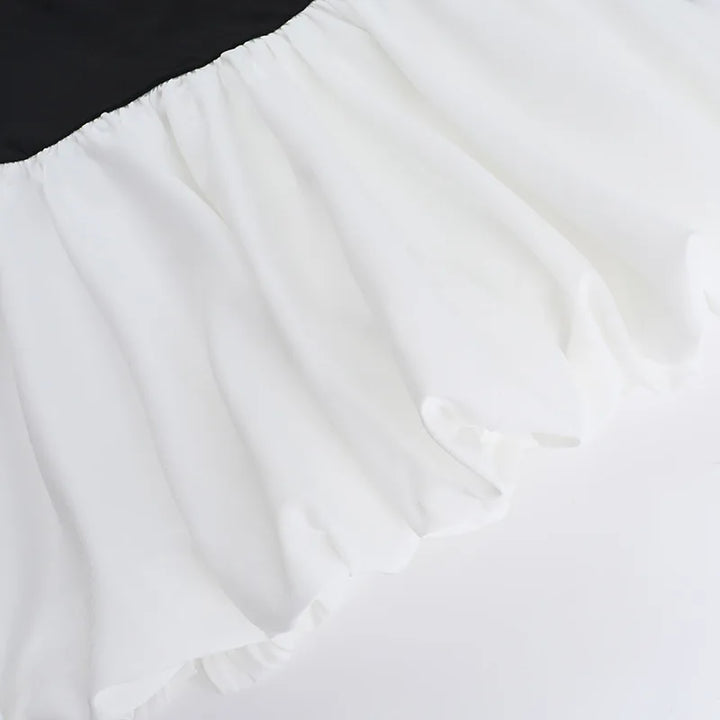 Monochrome balloon mini dress with bare shoulders - Lis