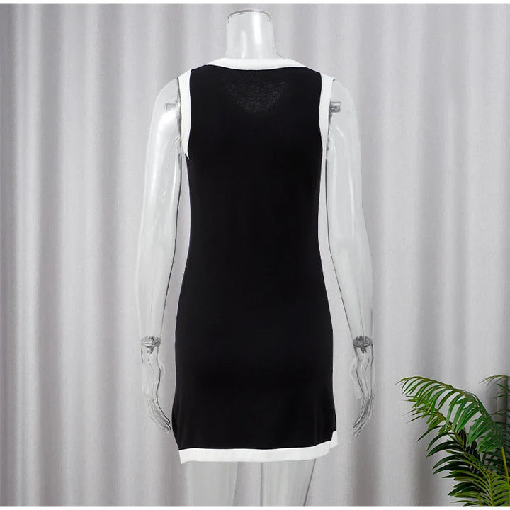 Knitted mini dress in a tailored style - Amor