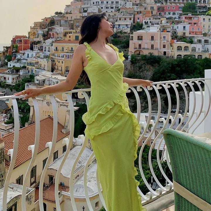Maxi dress with ruffle decoration and slit design - Yahelia