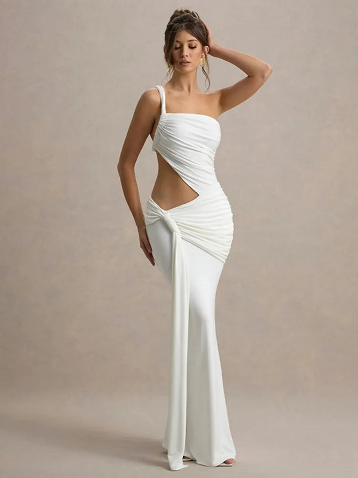 Boho chic maxi dress with one shoulder and slit decorated with a train - Alexandria