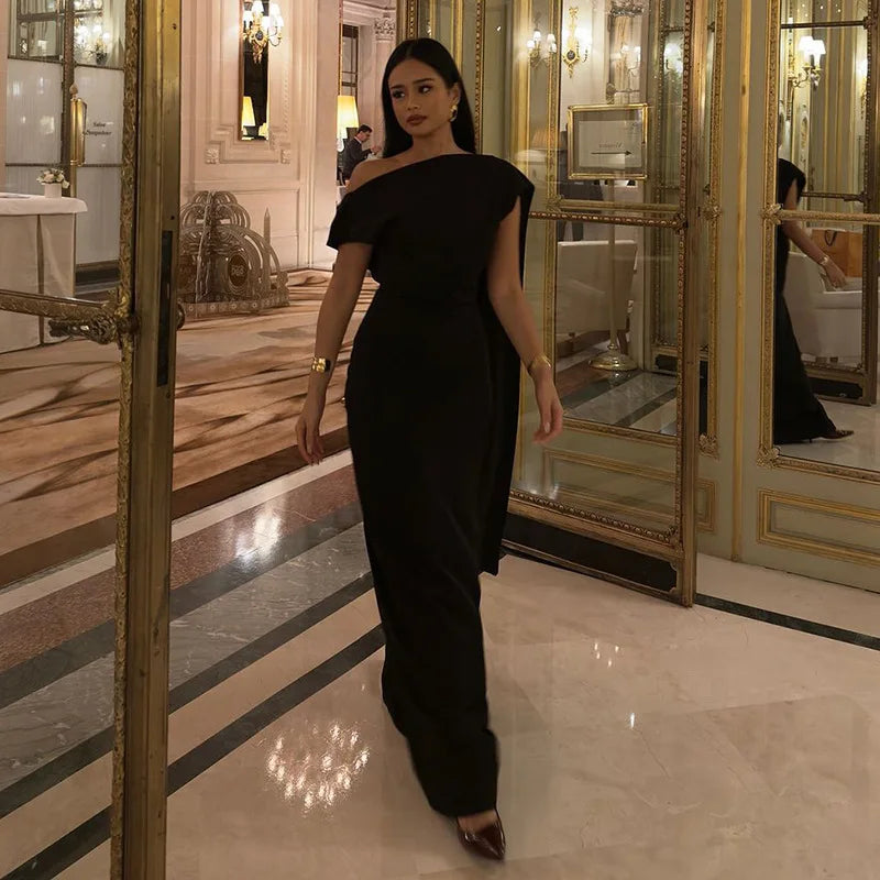 Elegant evening maxi dress with open back and train decoration - Ataret