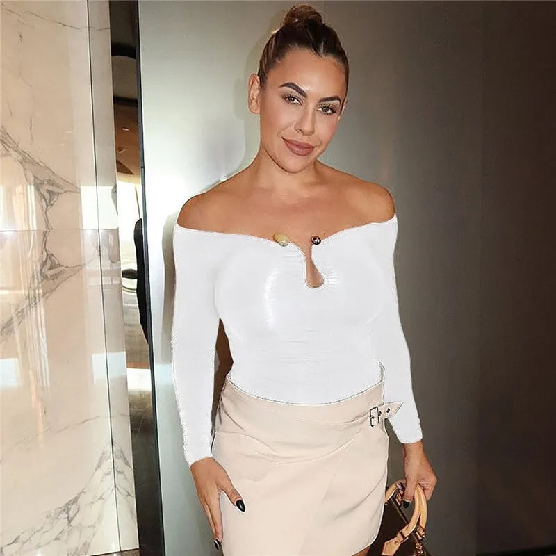 Fitted off-shoulder shirt with buckle decoration - Stace