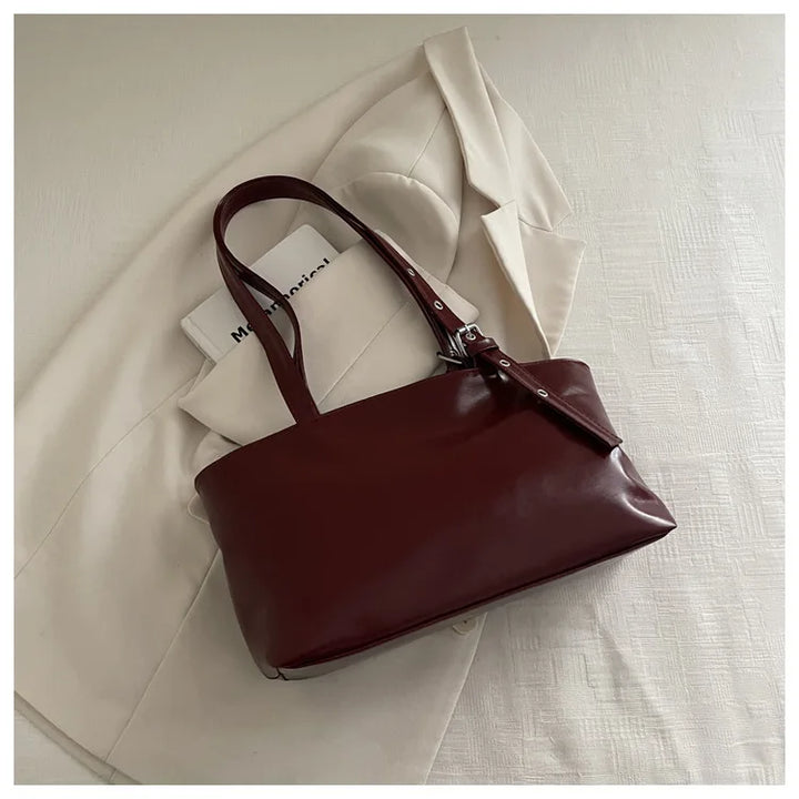 תיק דמוי עור בעיצוב וינטג'