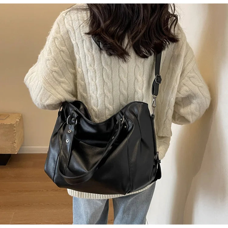 תיק דמוי עור בעיצוב רטרו