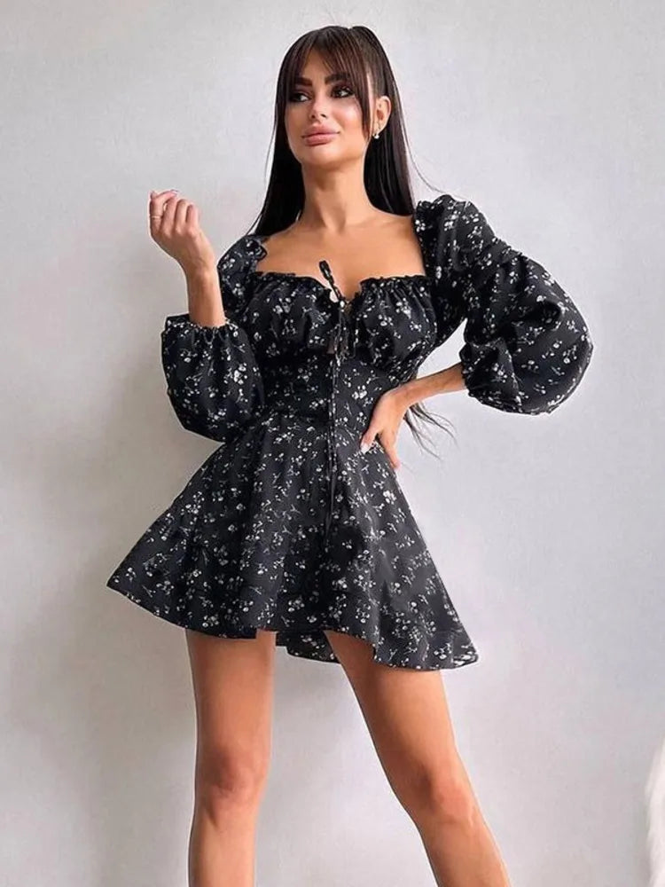 Floral ruffled mini dress with puff sleeves in a rustic style - Heidi