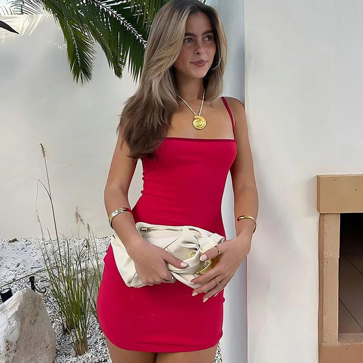 Fitted mini dress with thin belt decoration - LOLI