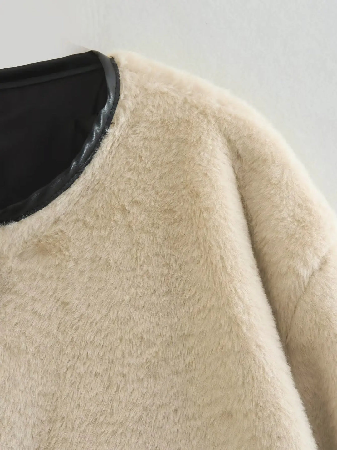 Wool Coat with Fur and Button Closure in Vintage Design - Yan