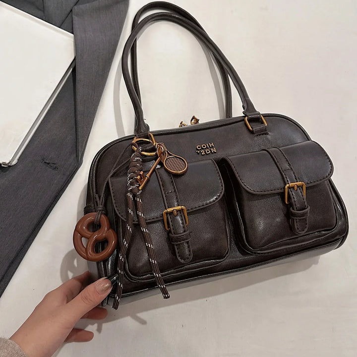 תיק דמוי עור בעיצוב וינטג' בעיטור אקססוריז