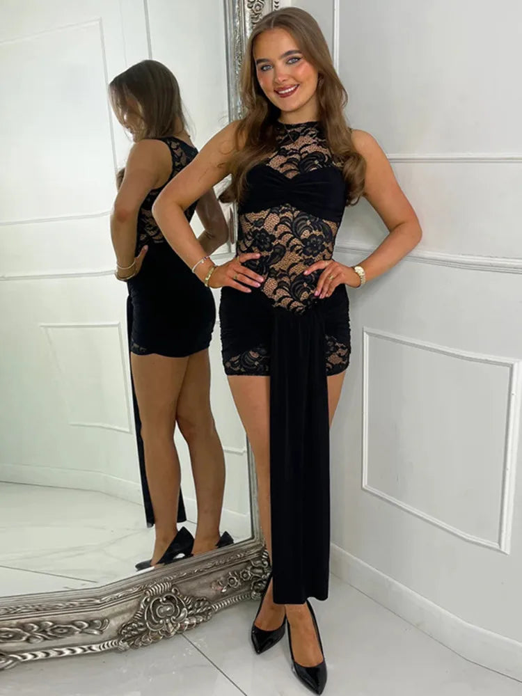 Lace mini dress decorated with trailing tie - Karin