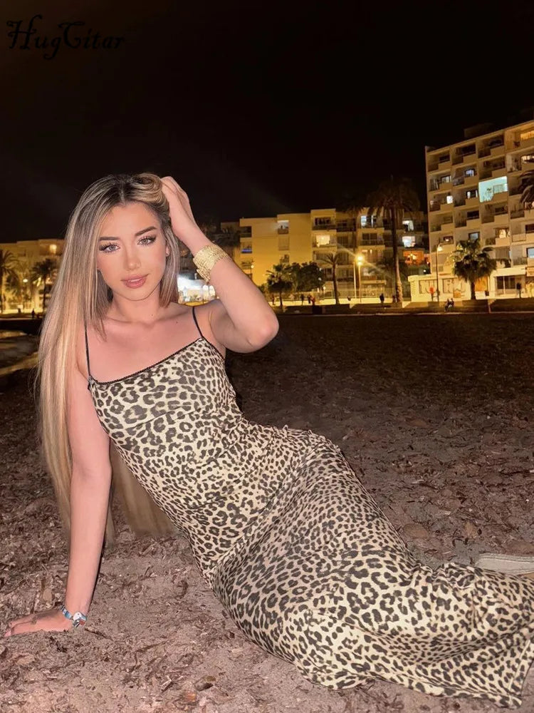 שמלת מקסי מנומרת צמודה גב פתוח - קיקי