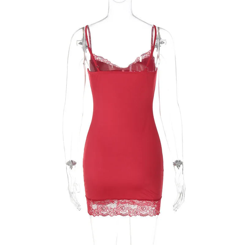 Fitted mini dress with lace decoration - Alice