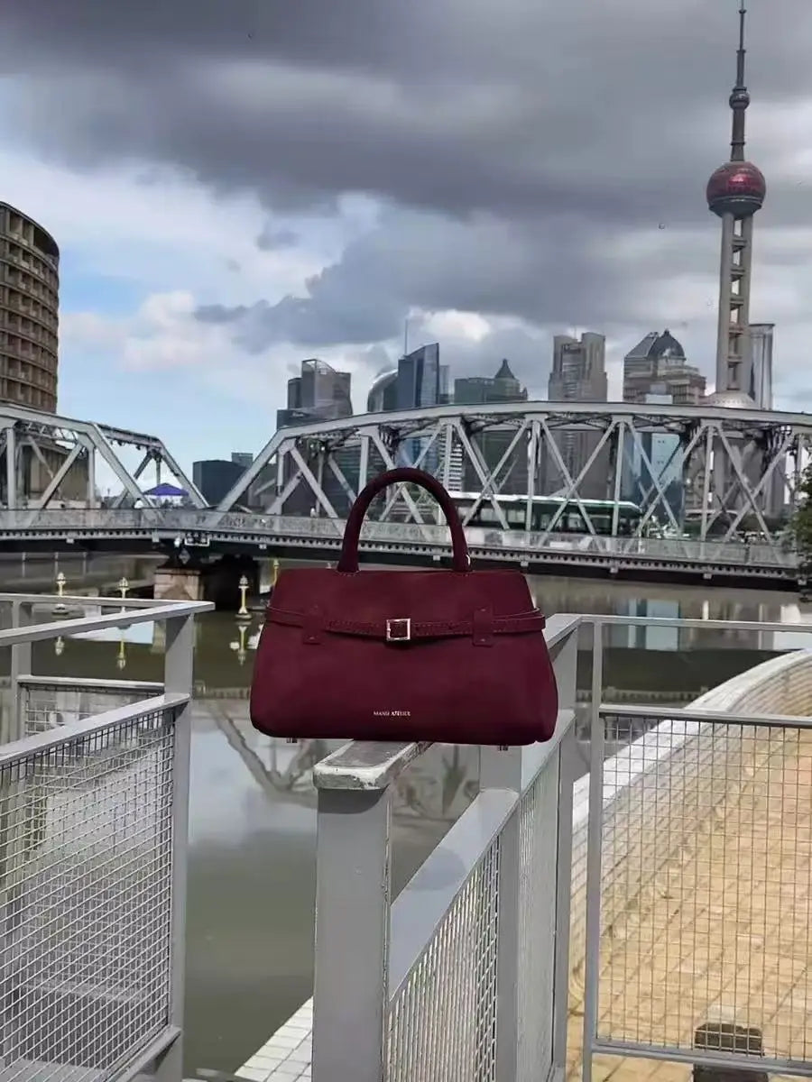 תיק זמש / עור בעיצוב יוקרתי