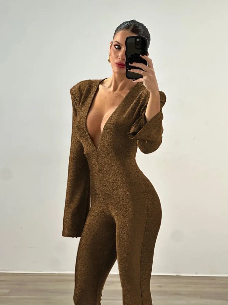 Fitted sequin jumpsuit in shaping fabric with pedal pushers and V neckline - GOA