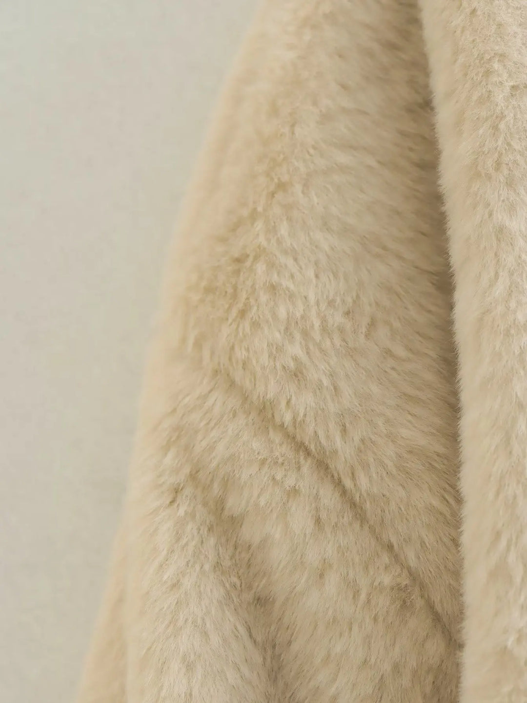 Wool Coat with Fur and Button Closure in Vintage Design - Yan