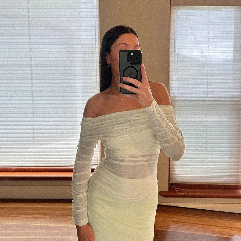 Two-piece set: maxi skirt and off-shoulder mesh top - Blina