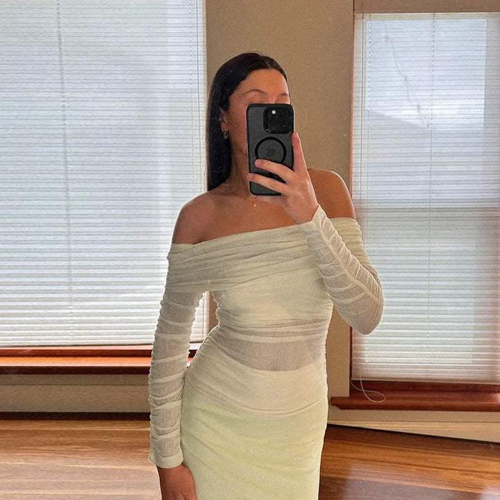 Two-piece set: maxi skirt and off-shoulder mesh top - Blina