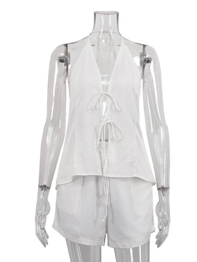 סט שני חלקים טופ קשירות וכנסיים קצרים - REBEKA