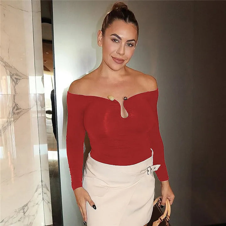 Fitted off-shoulder shirt with buckle decoration - Stace