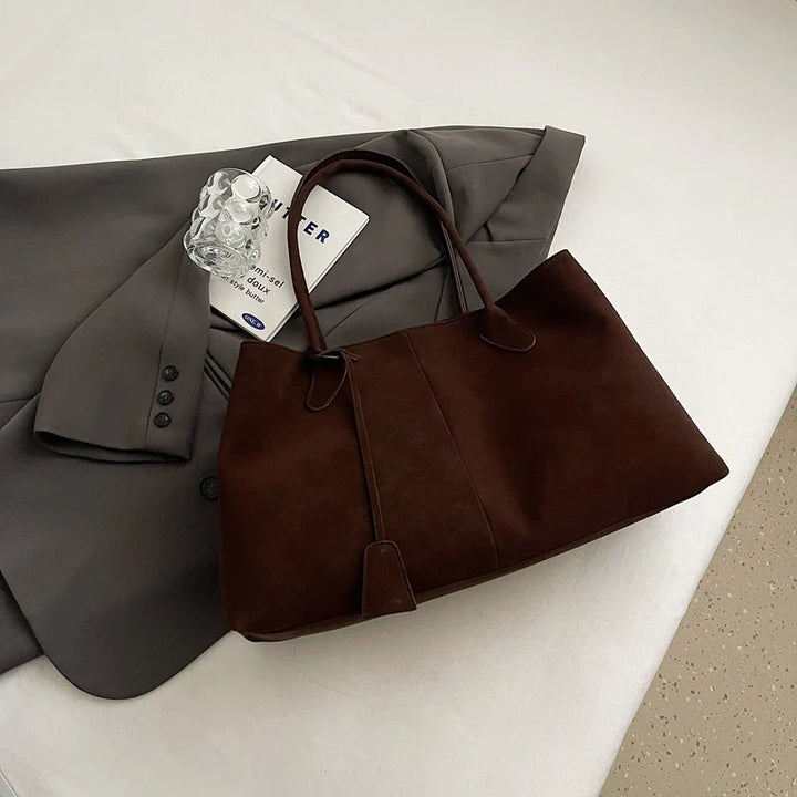 תיק זמש בעיצוב קלאסי