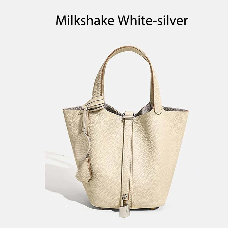 Leather bag with classic design