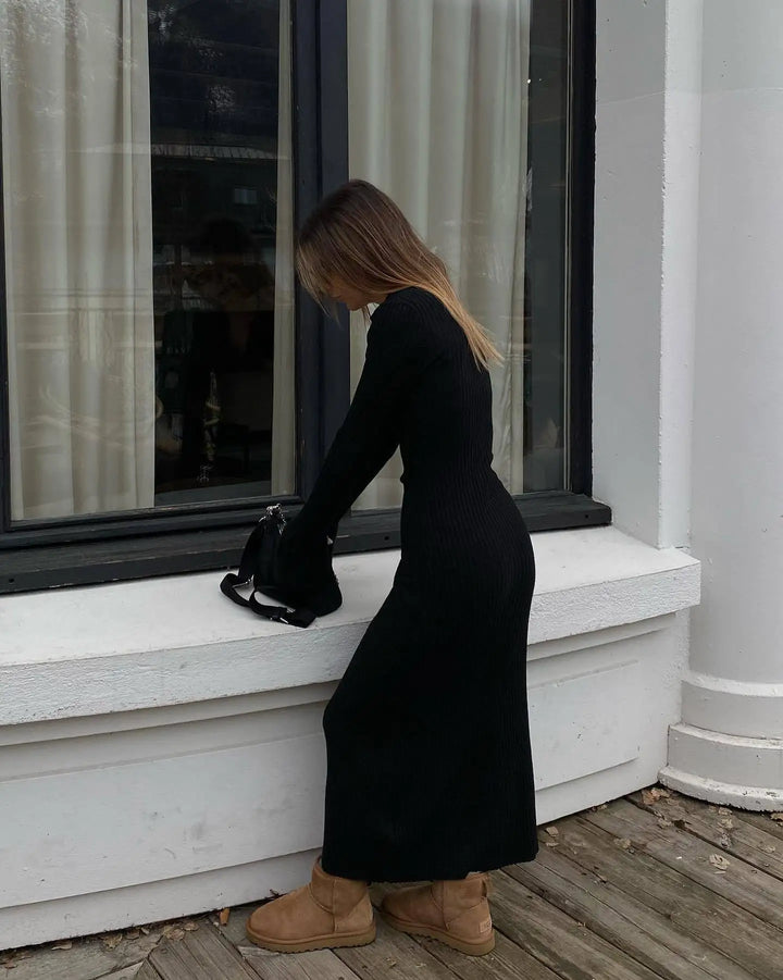 Maxi knit dress with polo collar - Gail