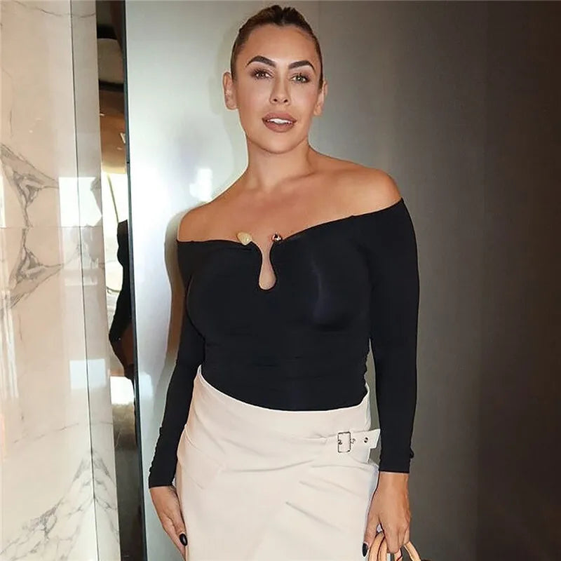 Fitted off-shoulder shirt with buckle decoration - Stace