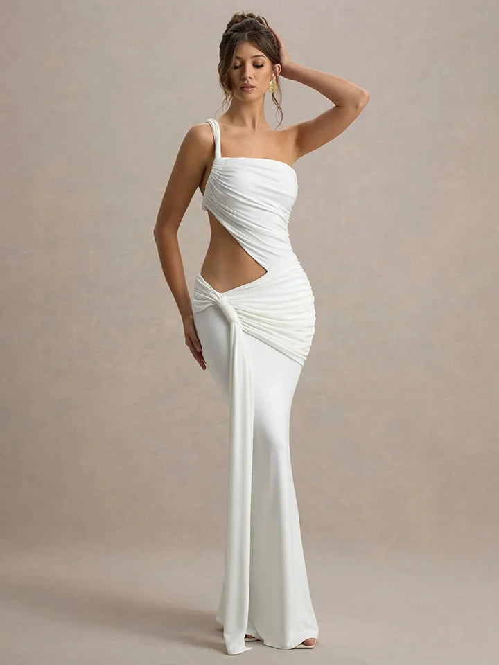 Boho chic maxi dress with one shoulder and slit decorated with a train - Alexandria