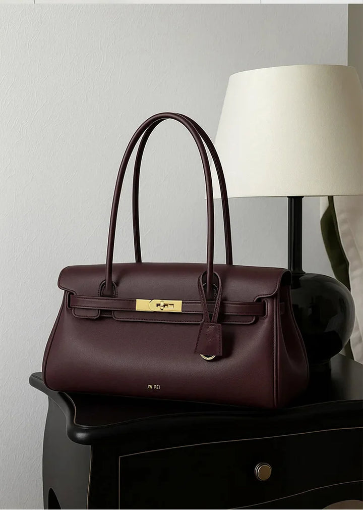 תיק עור בעיצוב יוקרתי