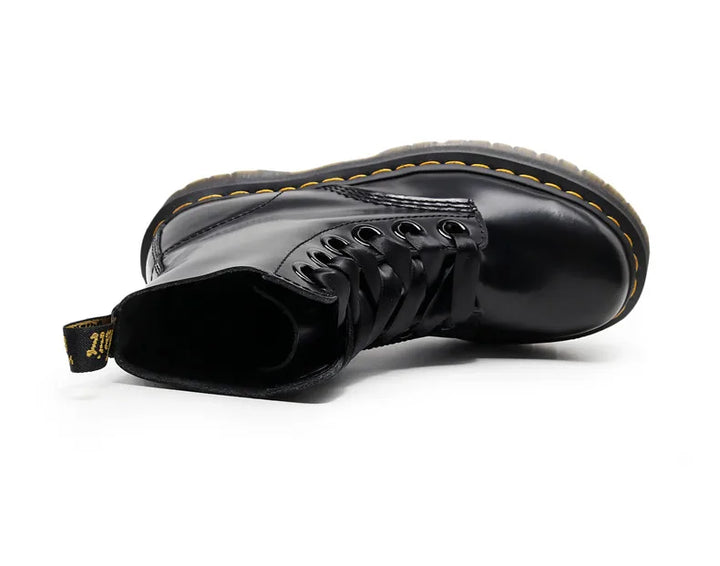 Leather boots with satin laces - Winnie